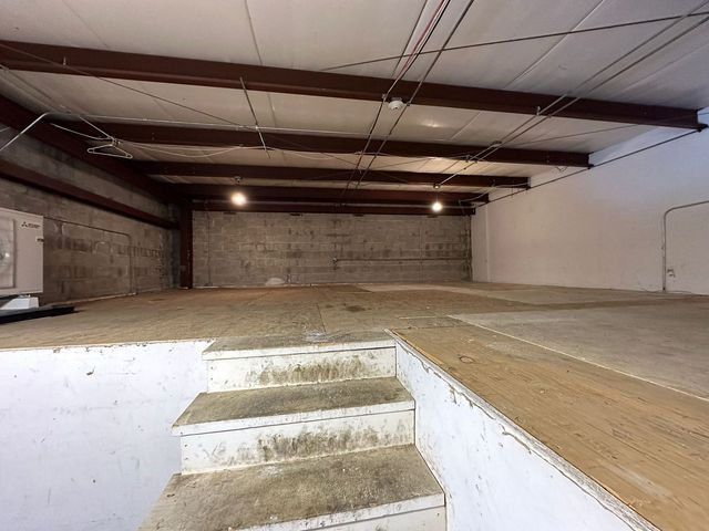 2309 N Ringwood Road A, Mchenry, IL 60050