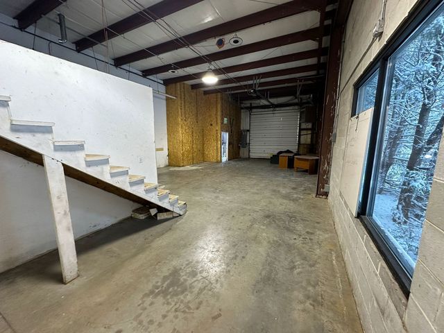 2309 N Ringwood Road A, Mchenry, IL 60050