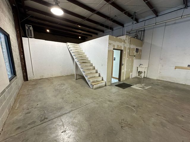 2309 N Ringwood Road A, Mchenry, IL 60050