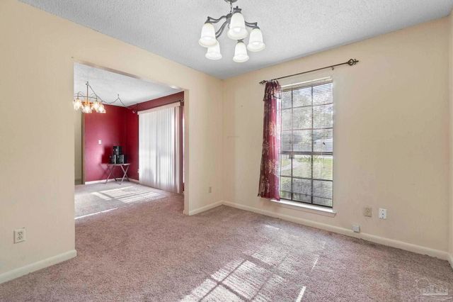 5508 Glass Dr, Pensacola, FL 32505