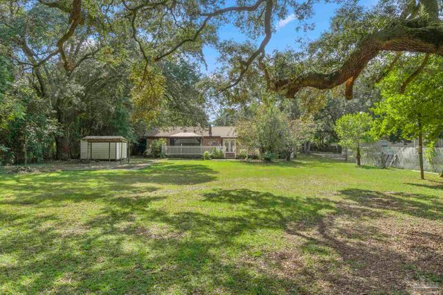 5508 Glass Dr, Pensacola, FL 32505