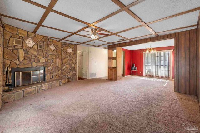 5508 Glass Dr, Pensacola, FL 32505