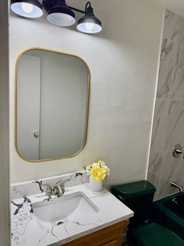 7907 Locksley Road, Houston, TX 77078