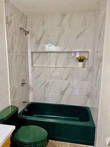 7907 Locksley Road, Houston, TX 77078