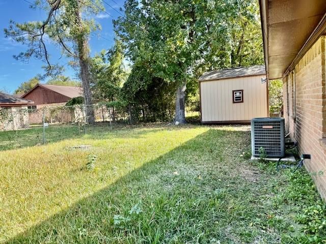 7907 Locksley Road, Houston, TX 77078