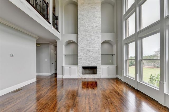 2241 Hunters Green Drive, Lawrenceville, GA 30043