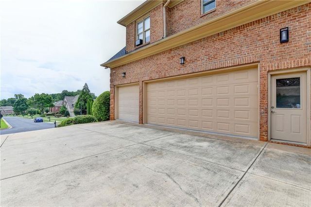 2241 Hunters Green Drive, Lawrenceville, GA 30043
