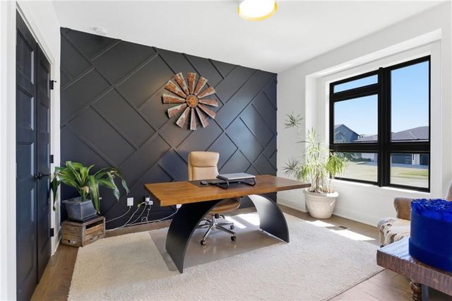 4808 Jamestown Drive, Lee's Summit, MO 64064