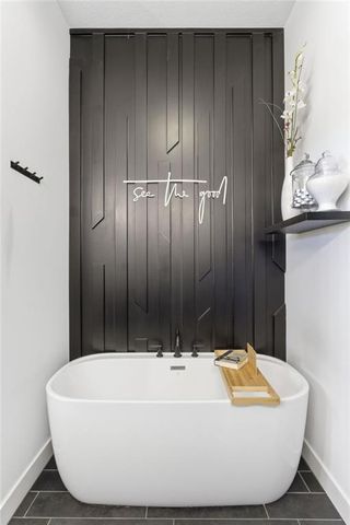 4808 Jamestown Drive, Lee's Summit, MO 64064