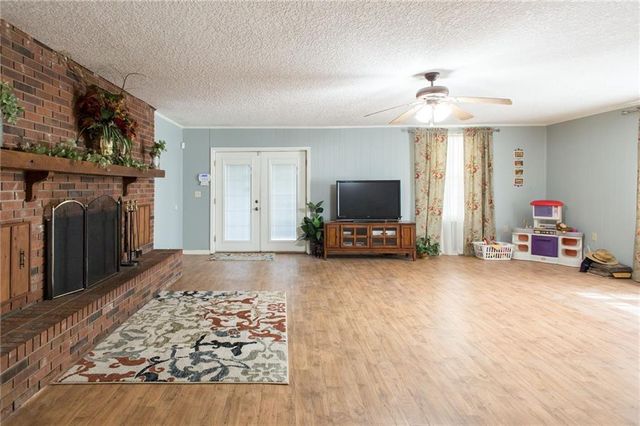 596 Teakwood Road, Alma, GA 31510