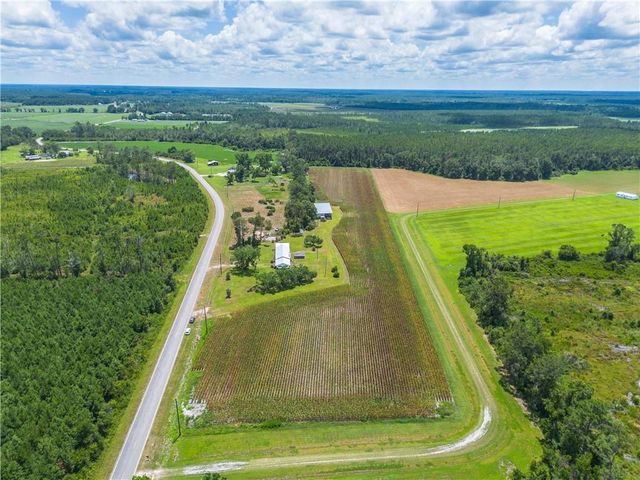 596 Teakwood Road, Alma, GA 31510
