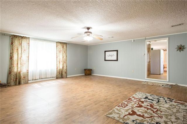 596 Teakwood Road, Alma, GA 31510