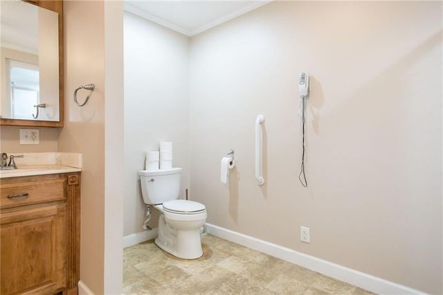 596 Teakwood Road, Alma, GA 31510