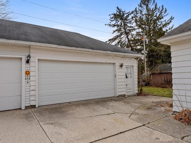 545 Upper ROAD, Kohler, WI 53044