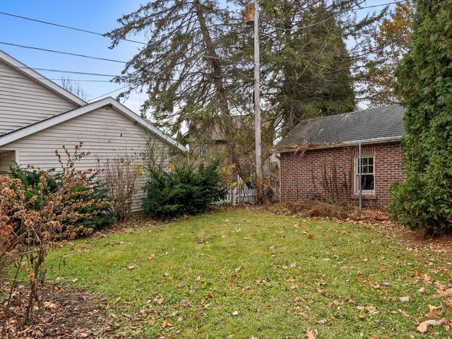 545 Upper ROAD, Kohler, WI 53044