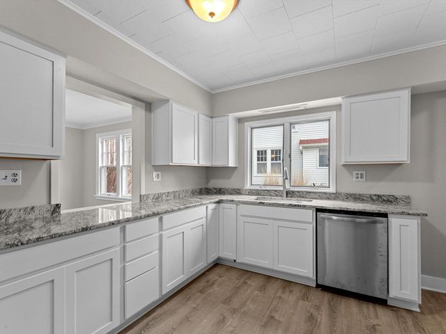 545 Upper ROAD, Kohler, WI 53044