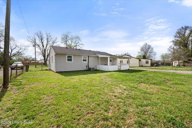 7414 Dunkirk Ln, Louisville, KY 40272