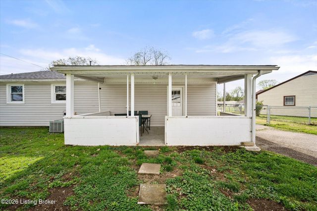 7414 Dunkirk Ln, Louisville, KY 40272