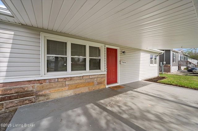 7414 Dunkirk Ln, Louisville, KY 40272