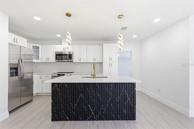 3416 E JEAN STREET, Tampa, FL 33610