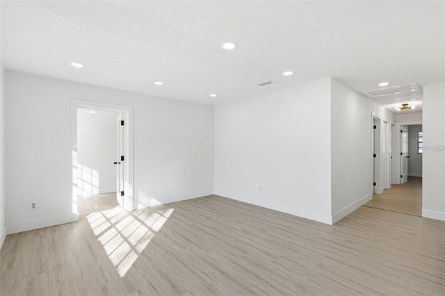 3416 E JEAN STREET, Tampa, FL 33610