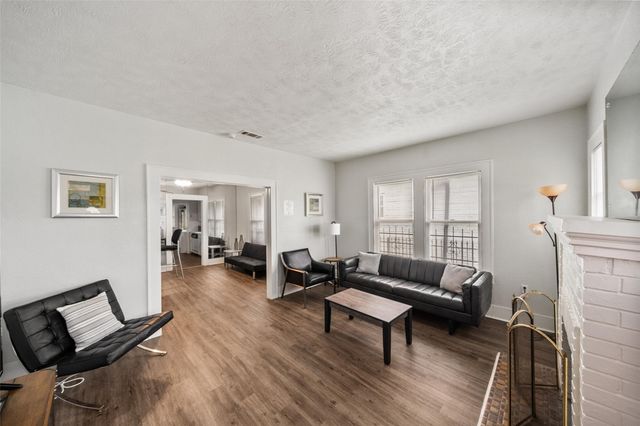 2510 Rosewood Street, Houston, TX 77004