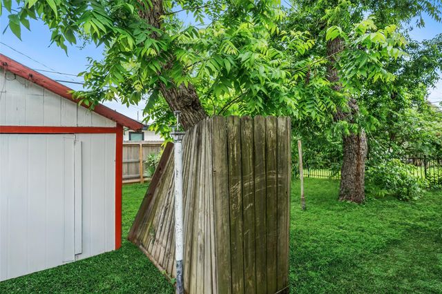 2510 Rosewood Street, Houston, TX 77004