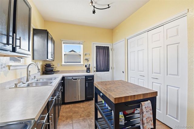55470 E 27th Place, Strasburg, CO 80136