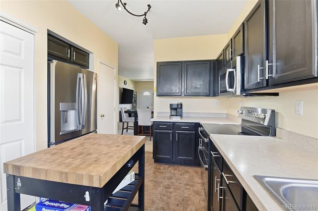 55470 E 27th Place, Strasburg, CO 80136