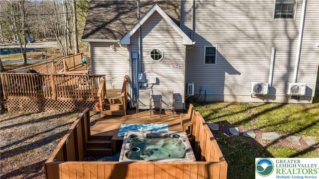 1309 Glen Trail, Coolbaugh Twp, PA 18347