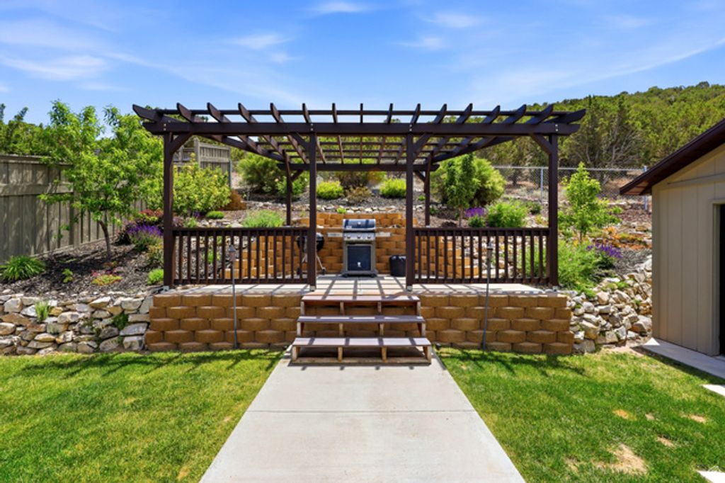 2986 E LOOKOUT DR, Eagle Mountain, UT 84005