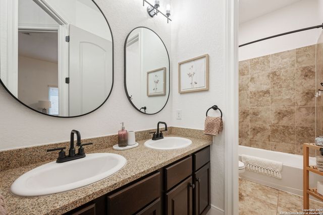 28827 PFEIFFERS GATE, Fair Oaks Ranch, TX 78015