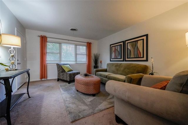 3668 Kingsboro NE Road 6, Atlanta, GA 30319