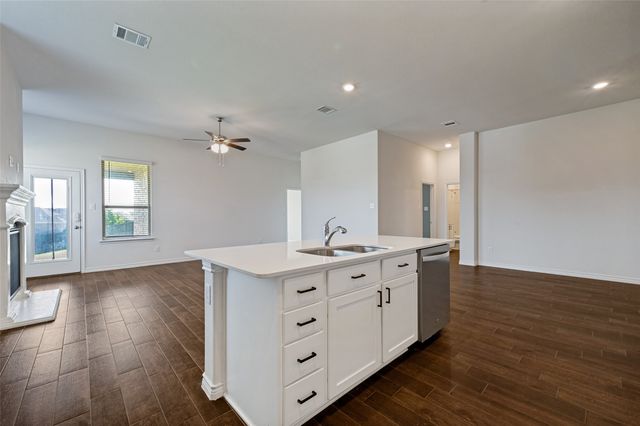 3332 Brady Starr Drive, Aubrey, TX 76227