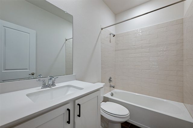 3332 Brady Starr Drive, Aubrey, TX 76227