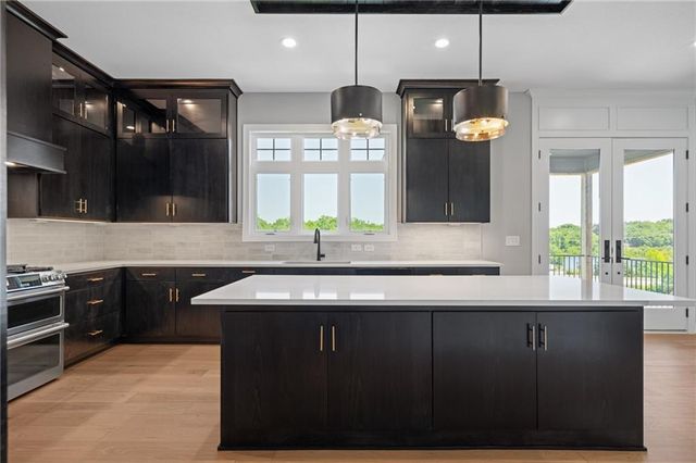22364 W 90th Terrace, Lenexa, KS 66227