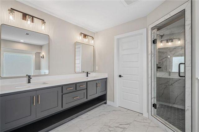22364 W 90th Terrace, Lenexa, KS 66227