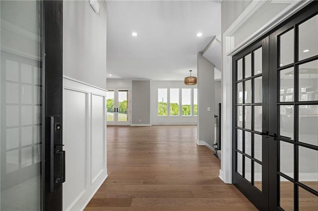 22364 W 90th Terrace, Lenexa, KS 66227