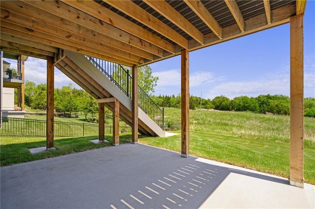 22364 W 90th Terrace, Lenexa, KS 66227