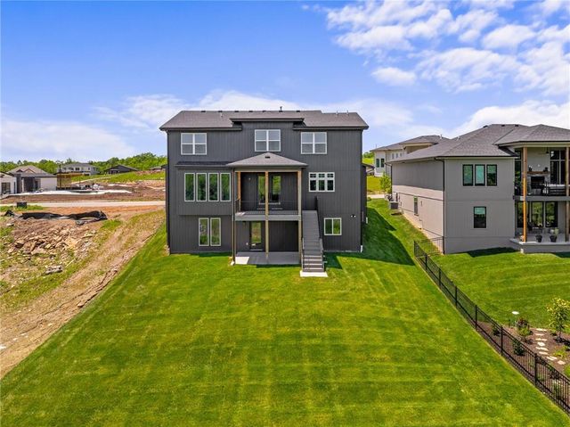 22364 W 90th Terrace, Lenexa, KS 66227