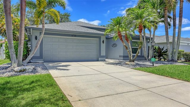 6730 W COUNTRY CLUB LANE, Sarasota, FL 34243