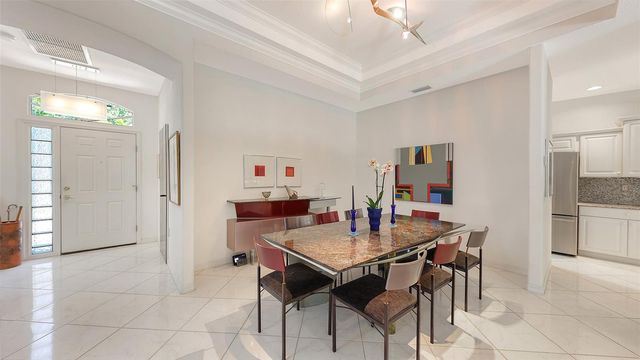 6730 W COUNTRY CLUB LANE, Sarasota, FL 34243