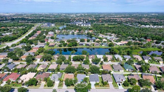 6730 W COUNTRY CLUB LANE, Sarasota, FL 34243