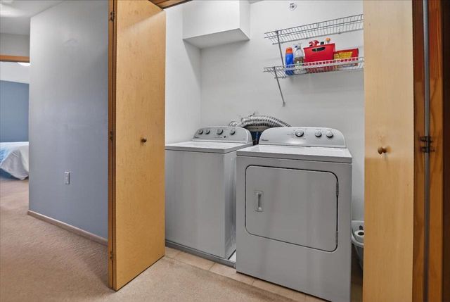 8274 Starr Grass Drive, Madison, WI 53719