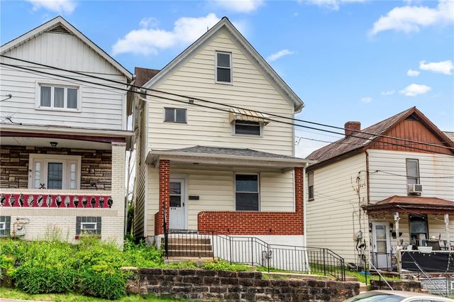 919 Brinton Ave, Pitcairn, PA 15140