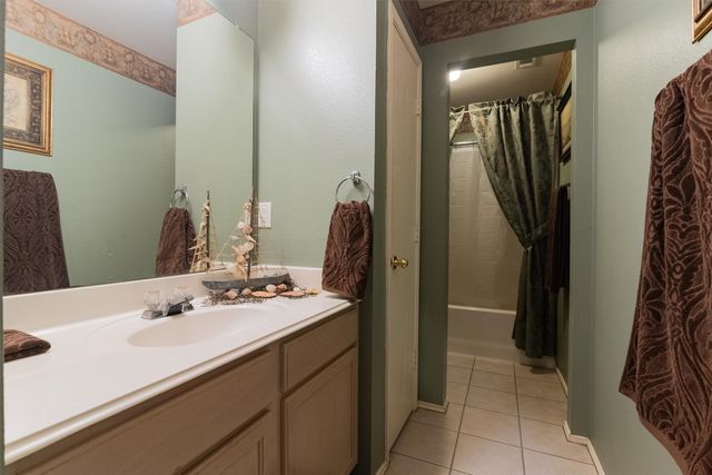 2011 Wisteria Way, Mckinney, TX 75071