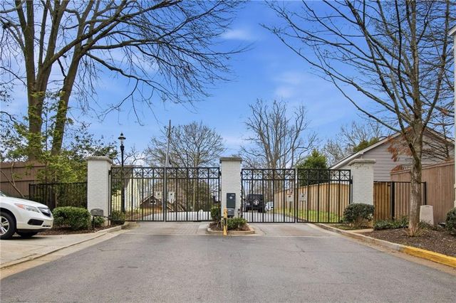 1138 Village SE Court, Atlanta, GA 30316