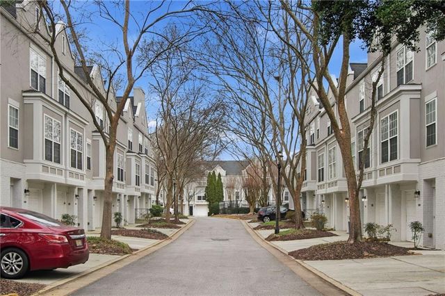 1138 Village SE Court, Atlanta, GA 30316