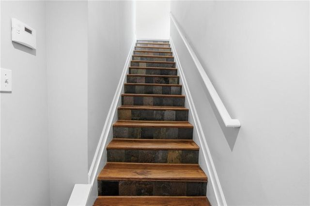 1138 Village SE Court, Atlanta, GA 30316