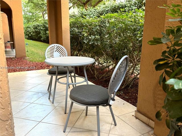 19555 E Country Club Dr 8108, Aventura, FL 33180